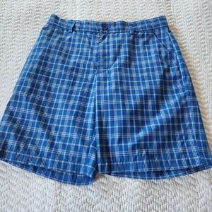 Greg Norman Golf Shorts Size 34